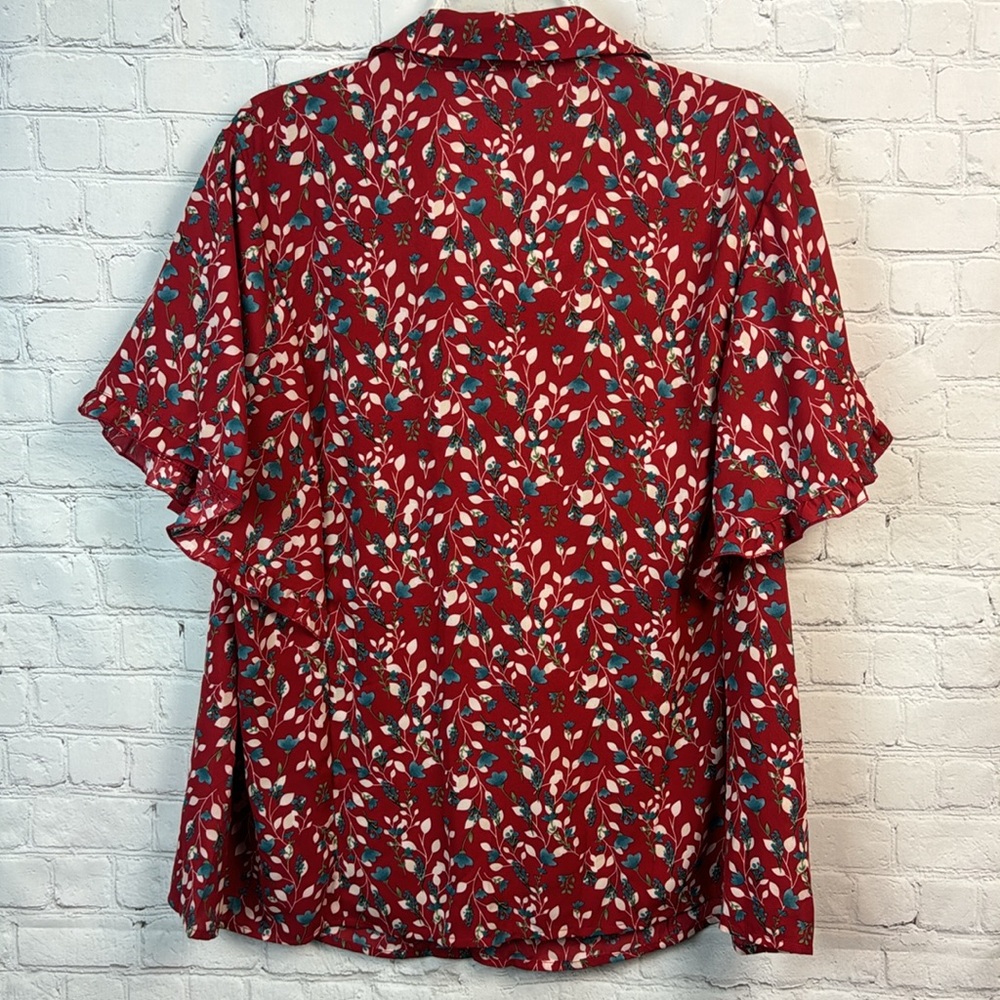 BloomChic Red Floral Ruffle Sleeve Button Top Plus Size 1X - Picture 7 of 7